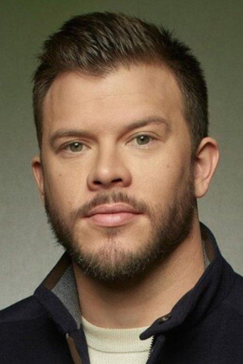 Jimmy Tatro fotoğrafı