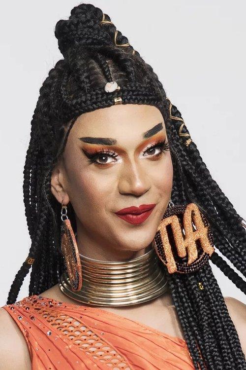 Tia Kofi fotoğrafı