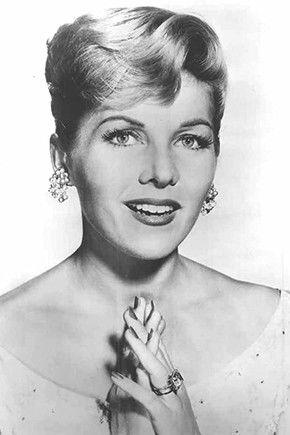 Whitney Blake fotoğrafı