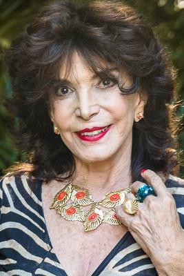 Lady Francisco fotoğrafı