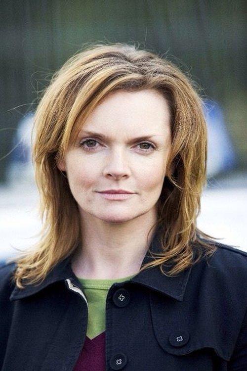 Sharon Small fotoğrafı