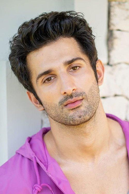 Sidhant Gupta fotoğrafı