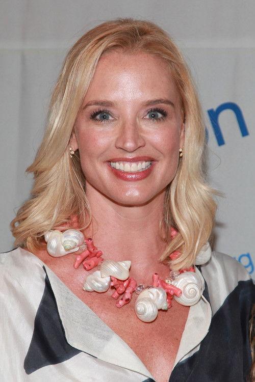 Laurie Dhue fotoğrafı