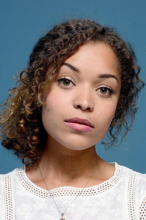 Antonia Thomas fotoğrafı
