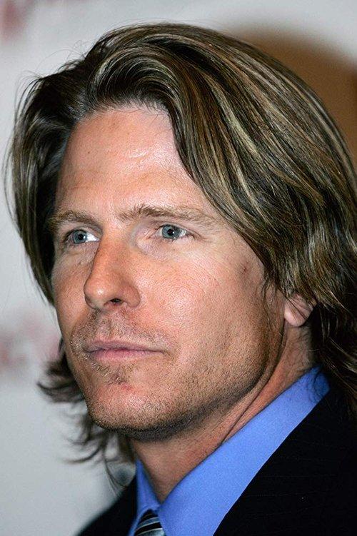 Paul Michael Robinson fotoğrafı