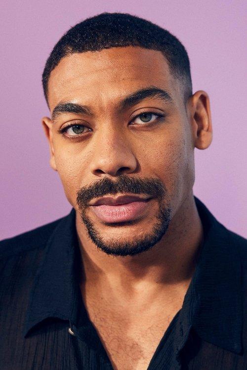 Aaron Pierre fotoğrafı