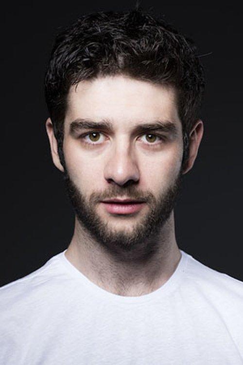 Cankat Aydos fotoğrafı