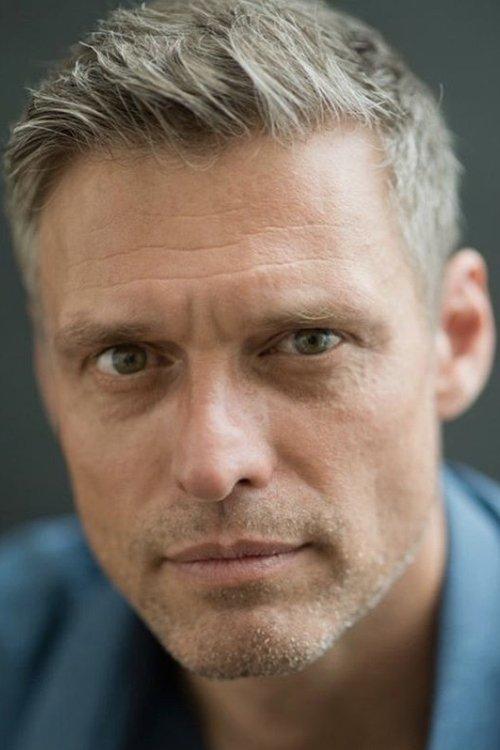 Stephen Billington fotoğrafı