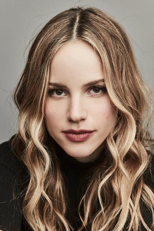Halston Sage fotoğrafı