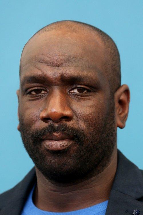 Steve Tientcheu fotoğrafı