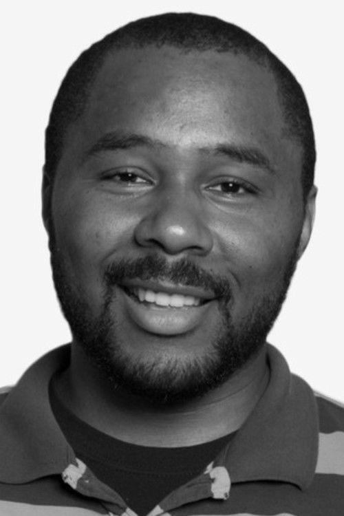 K. Austin Collins fotoğrafı