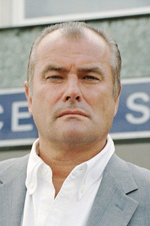 Christopher Ellison fotoğrafı