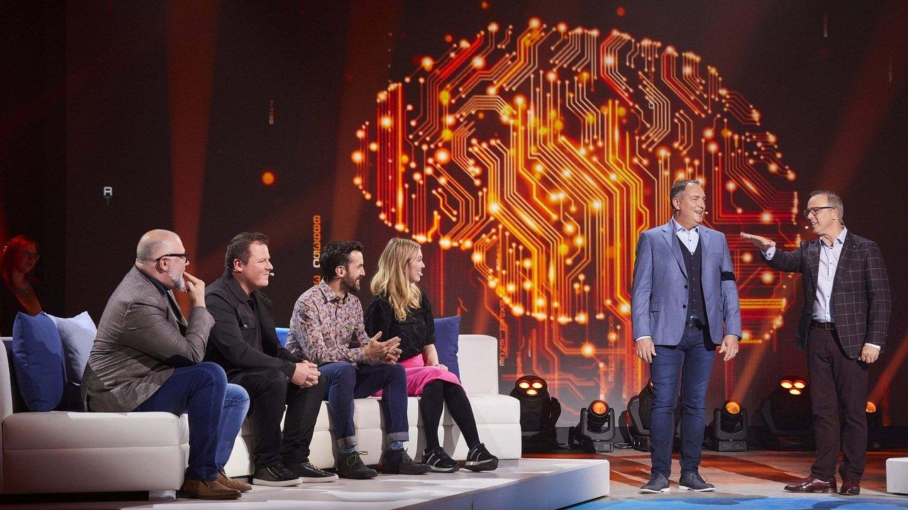 Messmer: Drôlement mystérieux backdrop