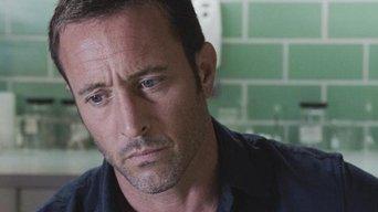 Aia i Hi‘ikua, i Hi‘ialo (Is Borne on the Back, Is Borne in the Arms)