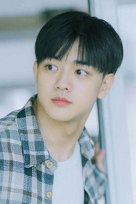 Zhou Dawei fotoğrafı