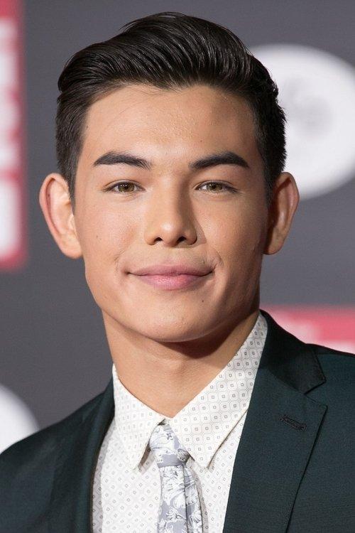 Ryan Potter fotoğrafı