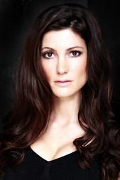 Julia Benson fotoğrafı