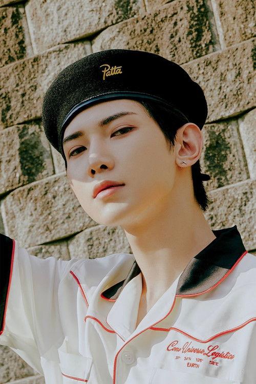 Yeosang fotoğrafı