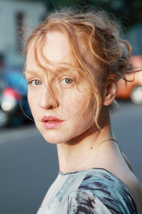 Brigitte Hobmeier fotoğrafı