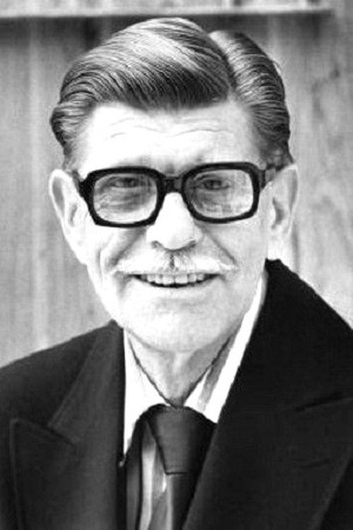 Deryck Guyler fotoğrafı