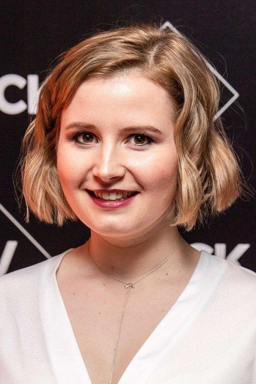 Rebecca Benson fotoğrafı