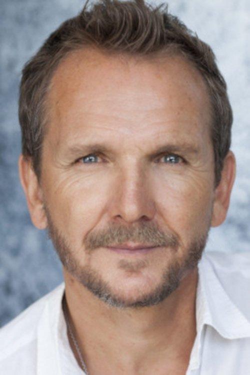 Sebastian Roché fotoğrafı