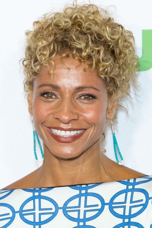 Michelle Hurd fotoğrafı
