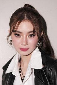 Fyang Smith fotoğrafı