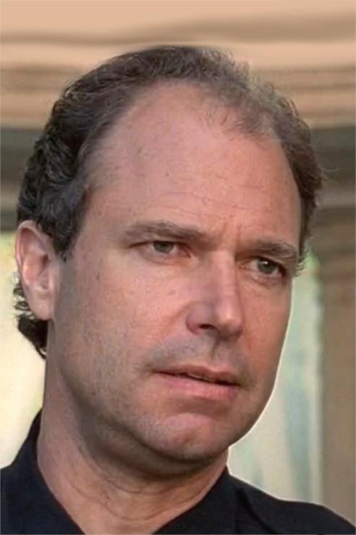 Malcolm Stewart fotoğrafı