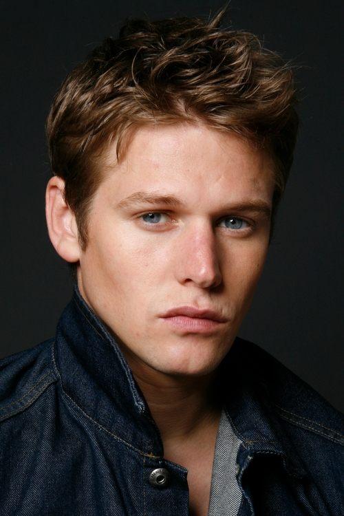 Zach Roerig fotoğrafı