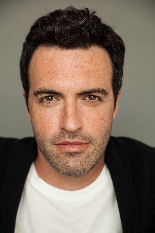 Reid Scott fotoğrafı