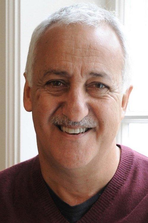 Brian George fotoğrafı