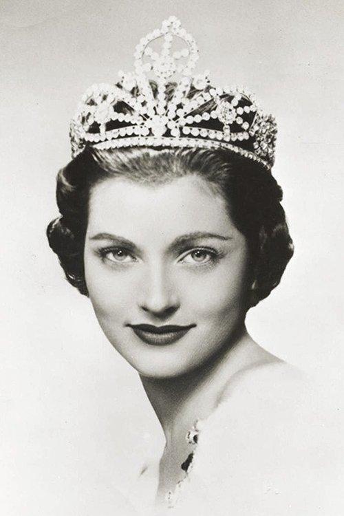 Lee Meriwether fotoğrafı