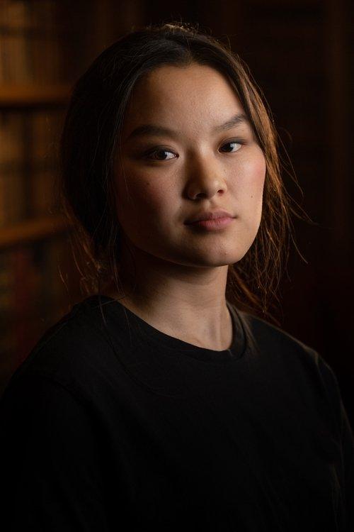 Thaddea Graham fotoğrafı