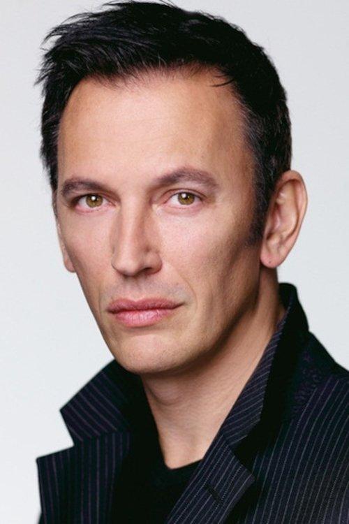 Steve Valentine fotoğrafı