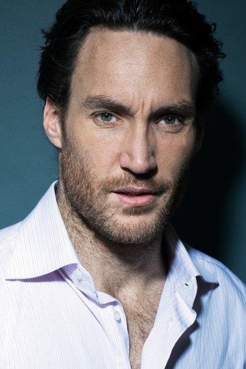 Callan Mulvey fotoğrafı