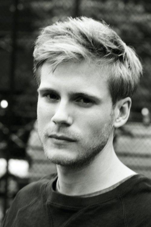 Zachary Booth fotoğrafı