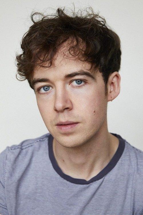 Alex Lawther fotoğrafı